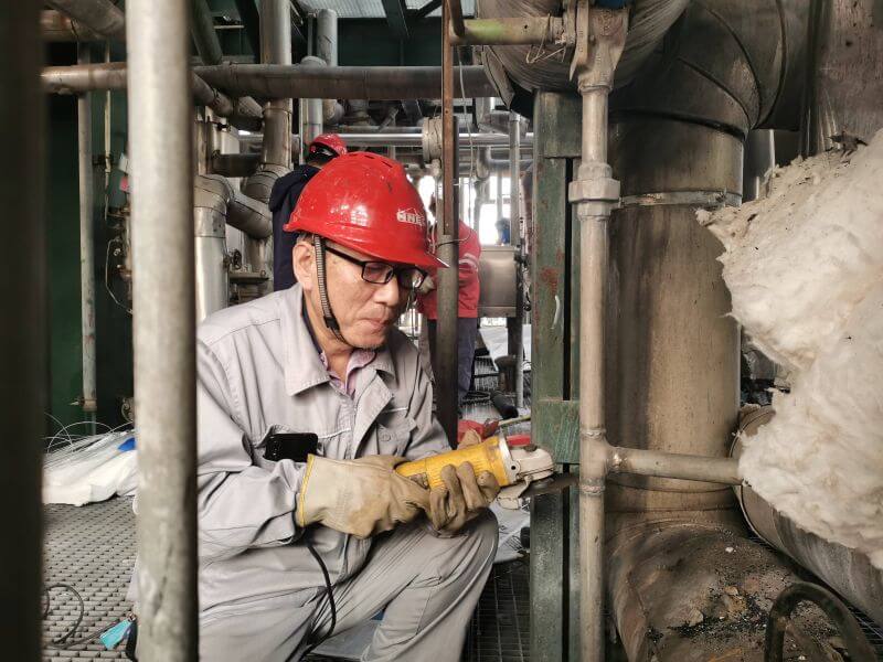 先进圭表|李克平：：：淡泊名利、、、甘于贡献