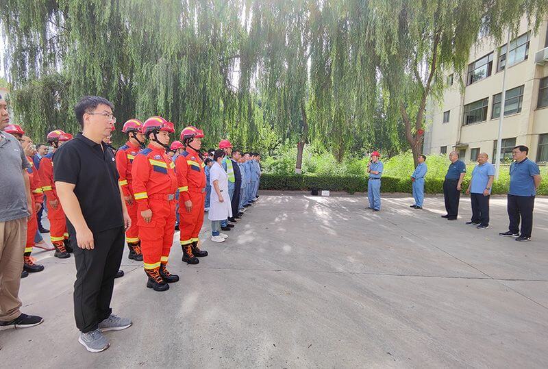 濮阳园区进行甲醇罐区受限空间作业变乱应急演练